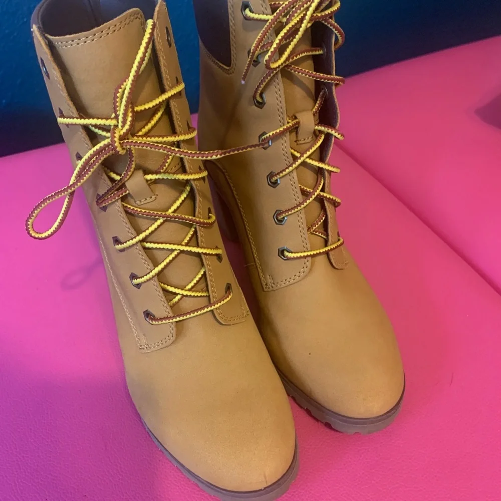 Timberland ortholite booties. 9. Brand new - Picture 6 of 7